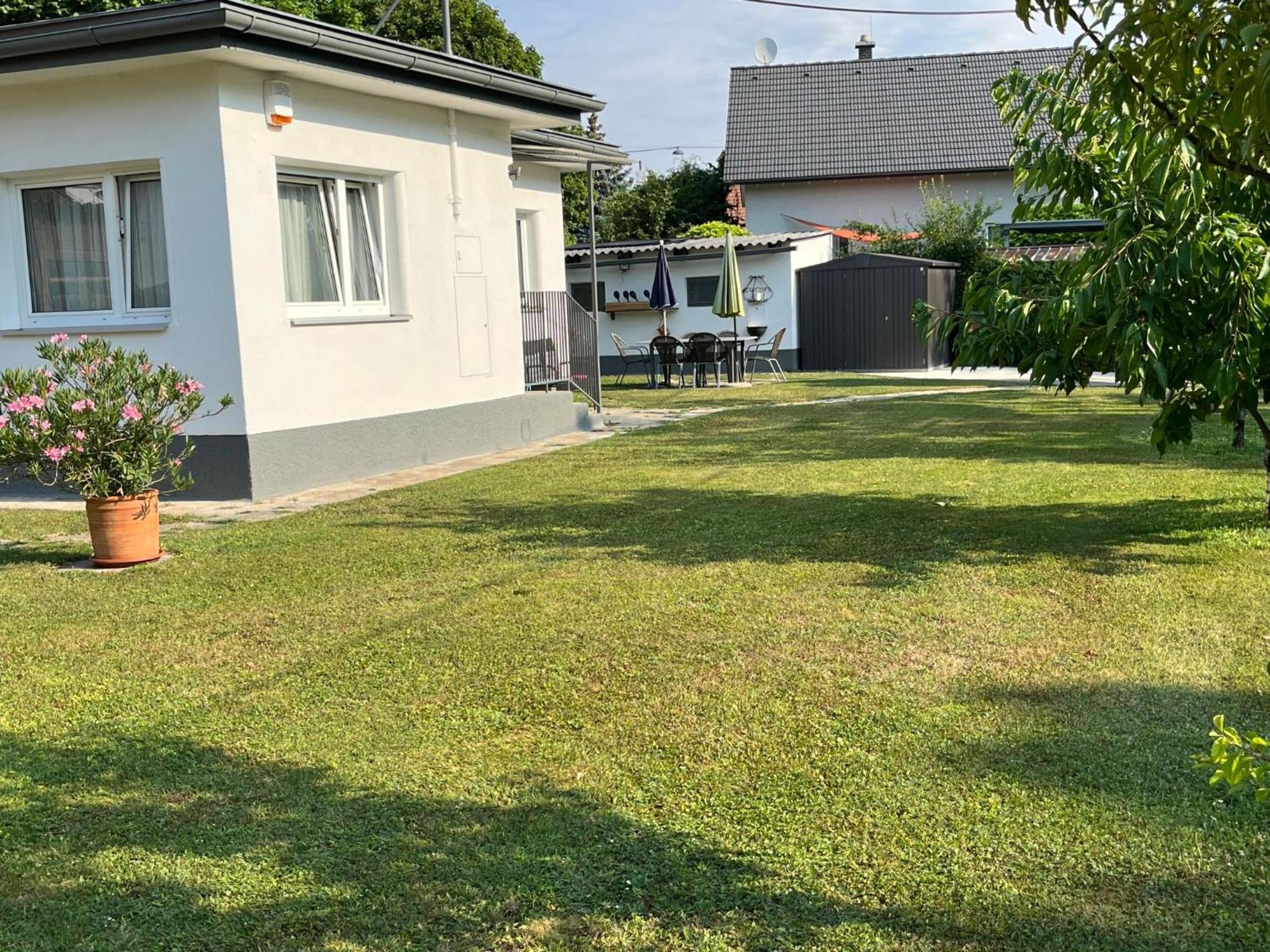 Holiday Home Bungalow Leopoldau By Interhome เวียนนา ภายนอก รูปภาพ